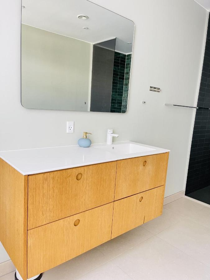 Aday - 2 Bedroom Apartment With Patio オールボー エクステリア 写真
